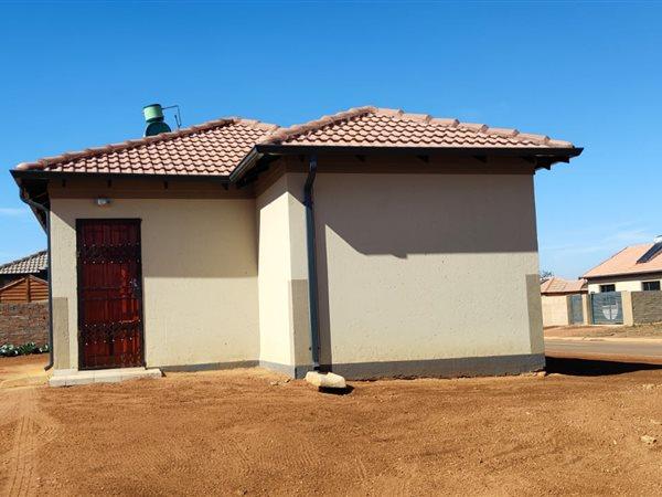 2 Bedroom Property for Sale in Bergsig Western Cape